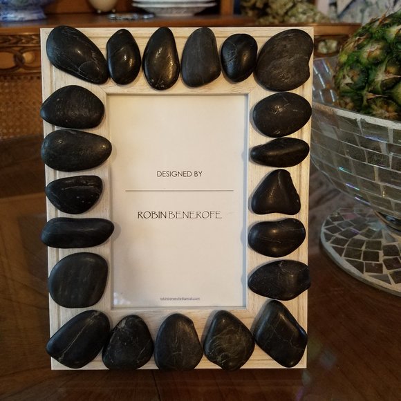 Picture Frame - Unique Hand-Crafted with Rocks - Picture 3 of 6